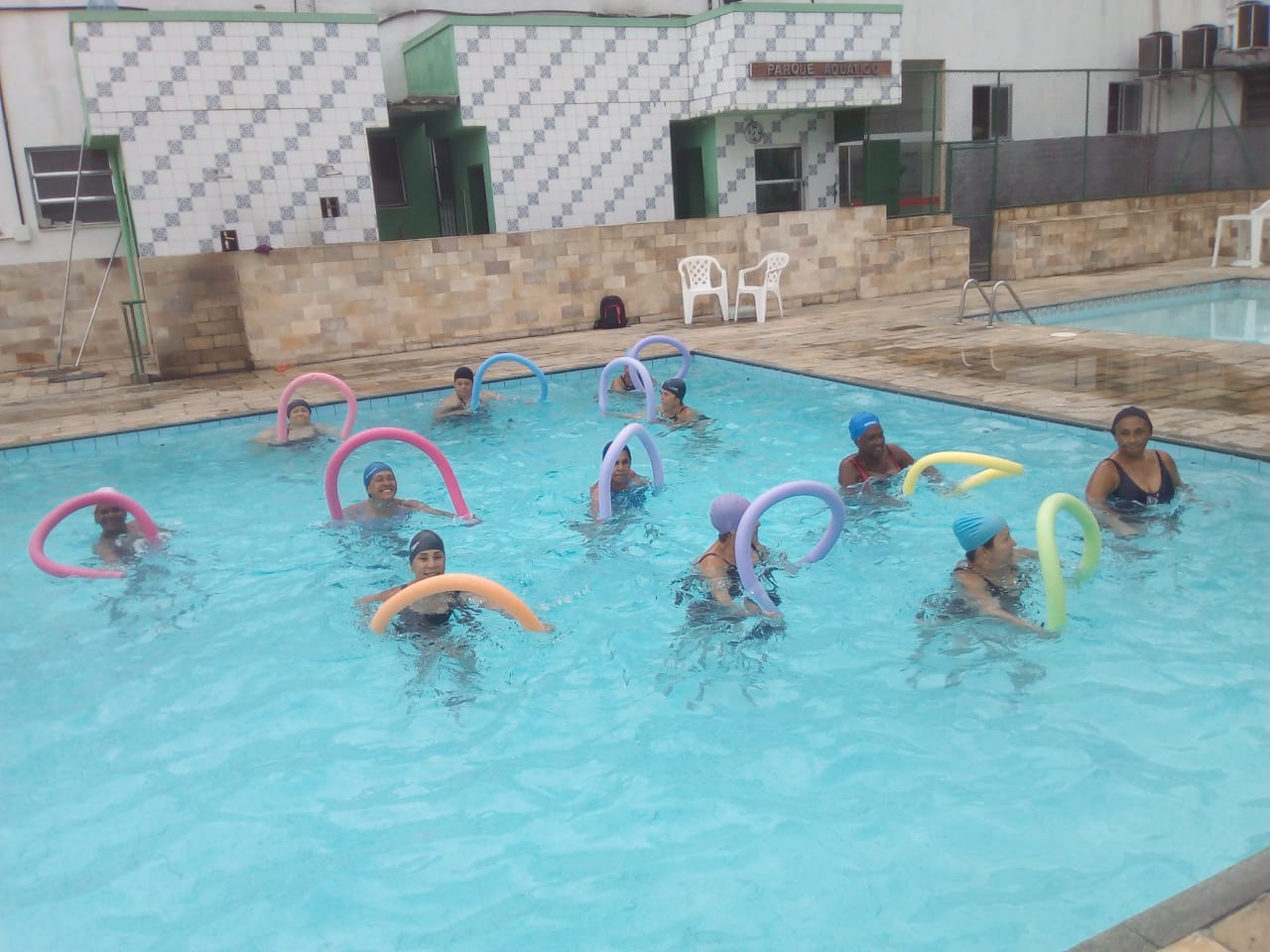 Hidroginástica e natação